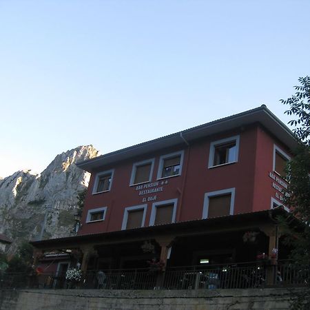 Hostal El Duje Tielve 외부 사진